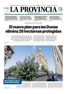 MARÍA AUXILIADORA RECIBE SU CORONA A LA ESPERA DEL PAPA